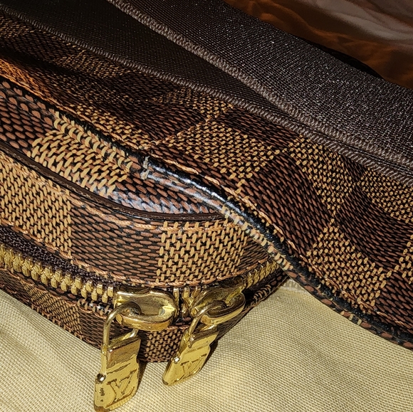 Vintage Louis Vuitton crossbody/beltbag - Picture 4 of 7
